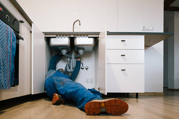 Professional Plumbing technician working in Pomona, NJ